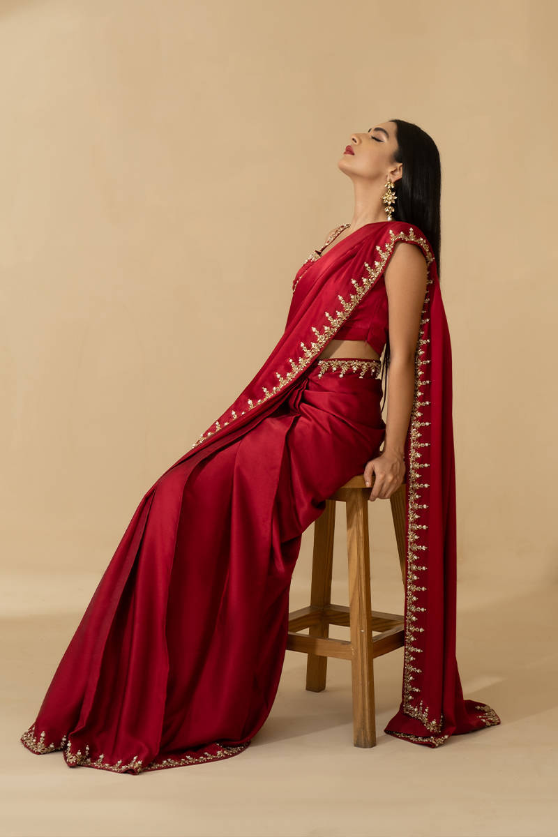 Picture of Maroon Saree
