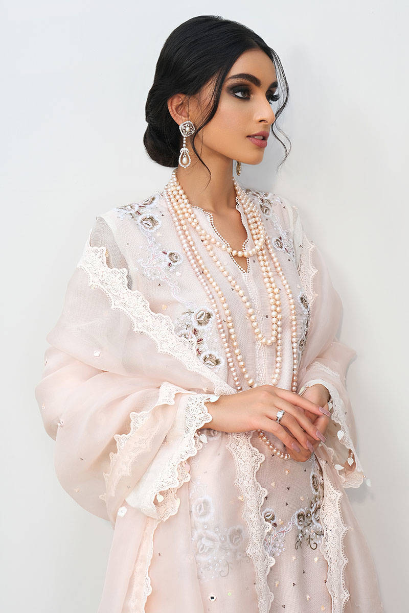 Picture of Vintage Sparkle With Pants And Dupatta