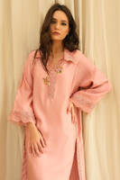 Picture of Tea Rose with pants