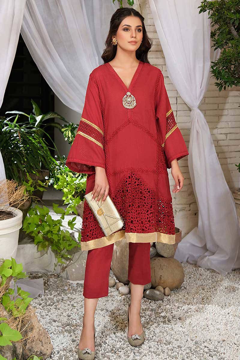 Picture of Red Chandbali with Pants