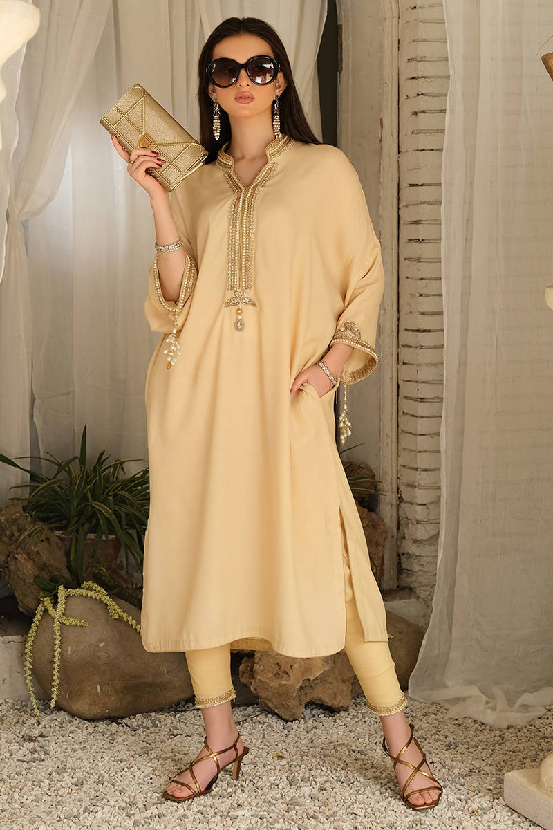 Picture of Crystal Pearl with Pants -Gold