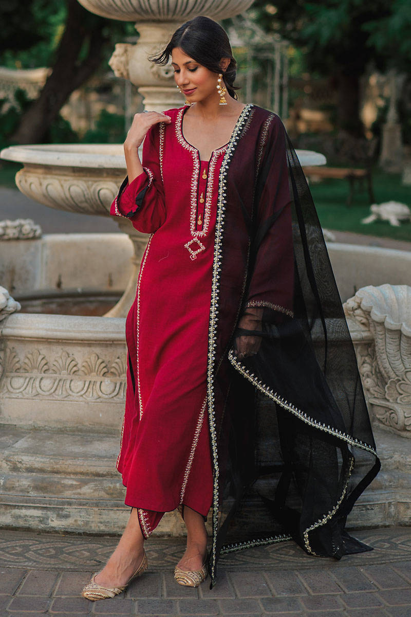 Picture of Zardozi Tribal