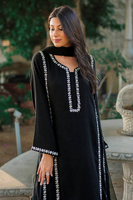 Black Mirrored Tribal