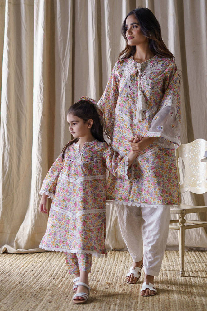 Picture of Dainty Floral Kid