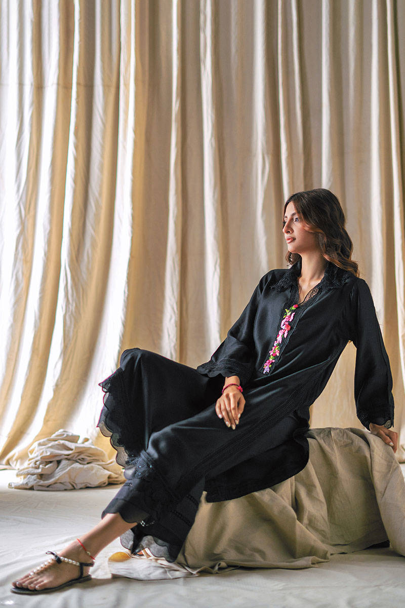 Picture of Black Rose