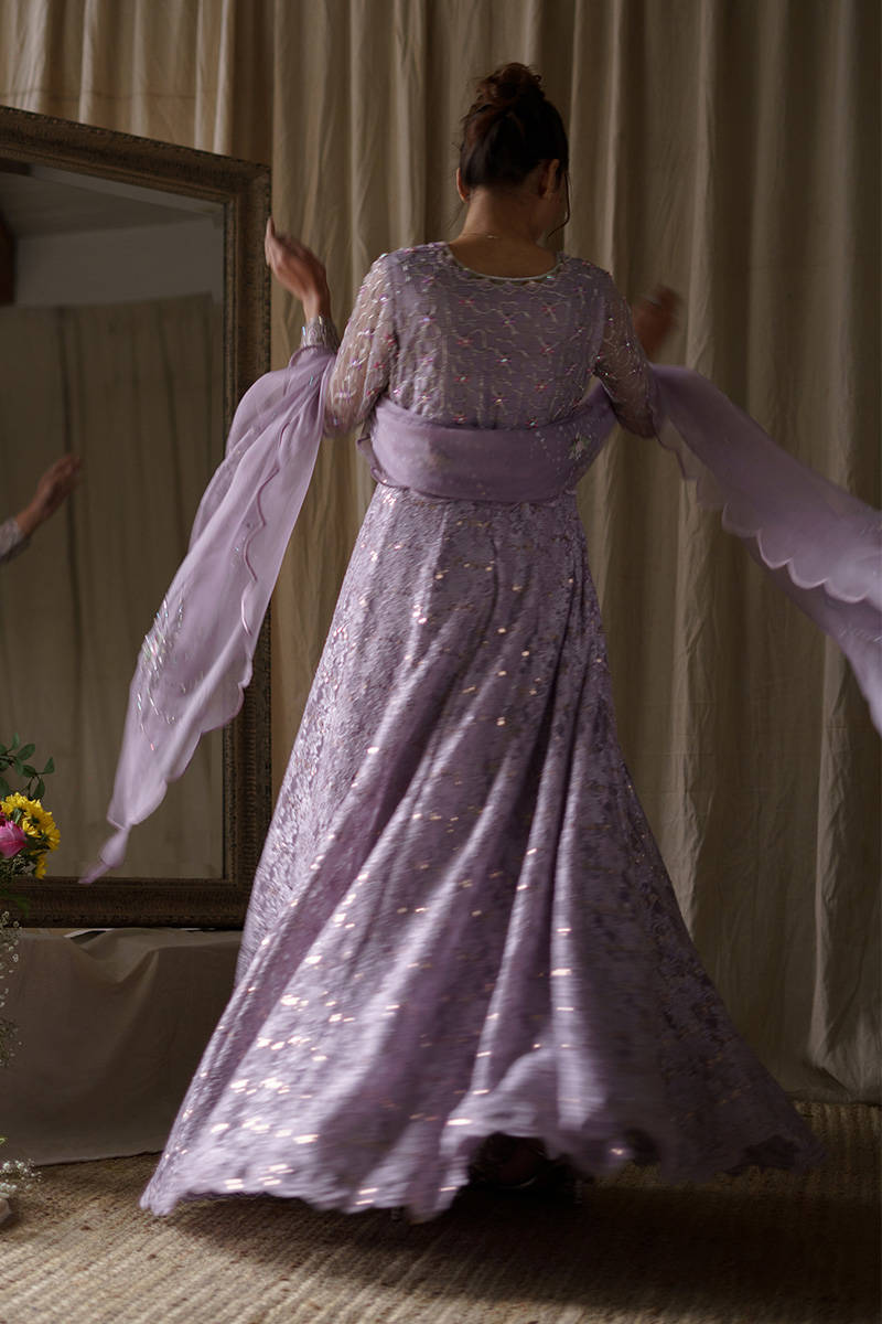 Picture of Lilac Lace Pishwas With Dupatta