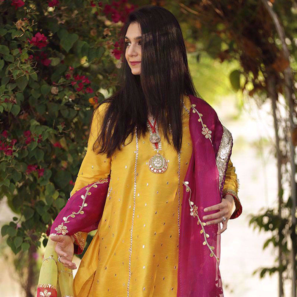 Picture of Yellow Gota Shirt