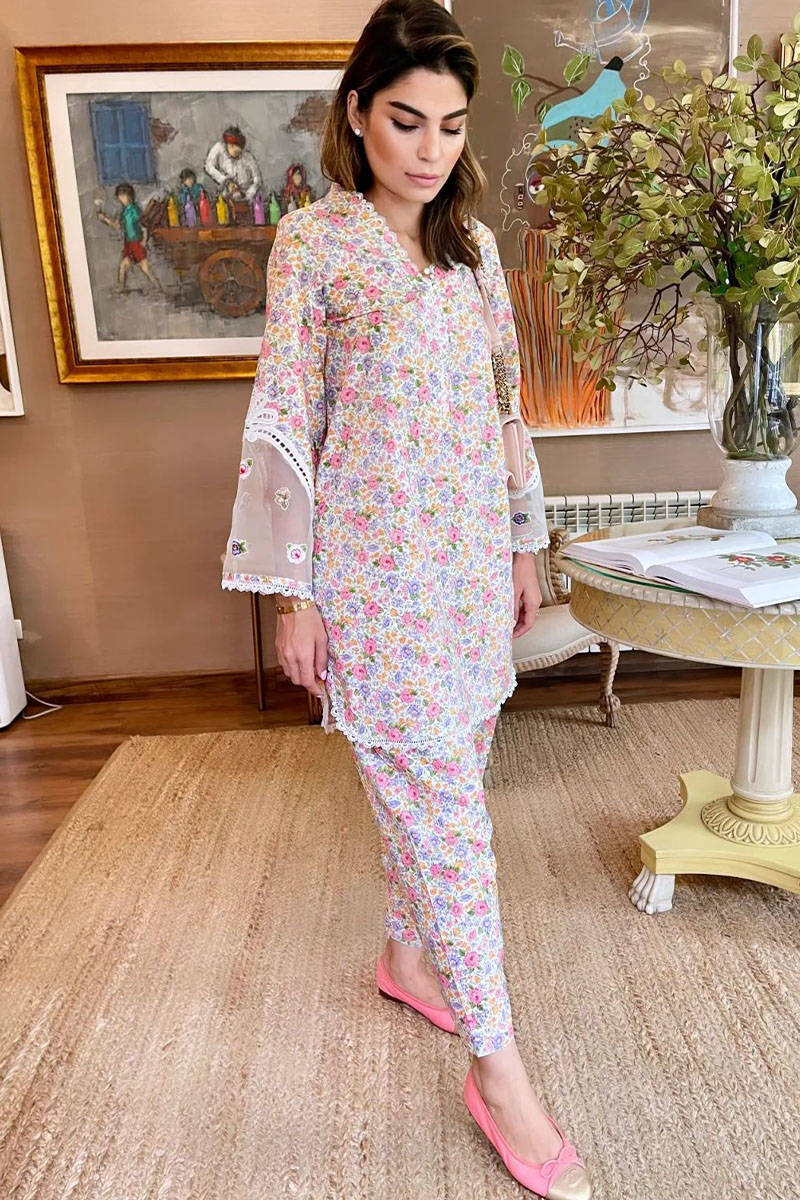 Picture of Dainty Floral (Basic) With Shalwar