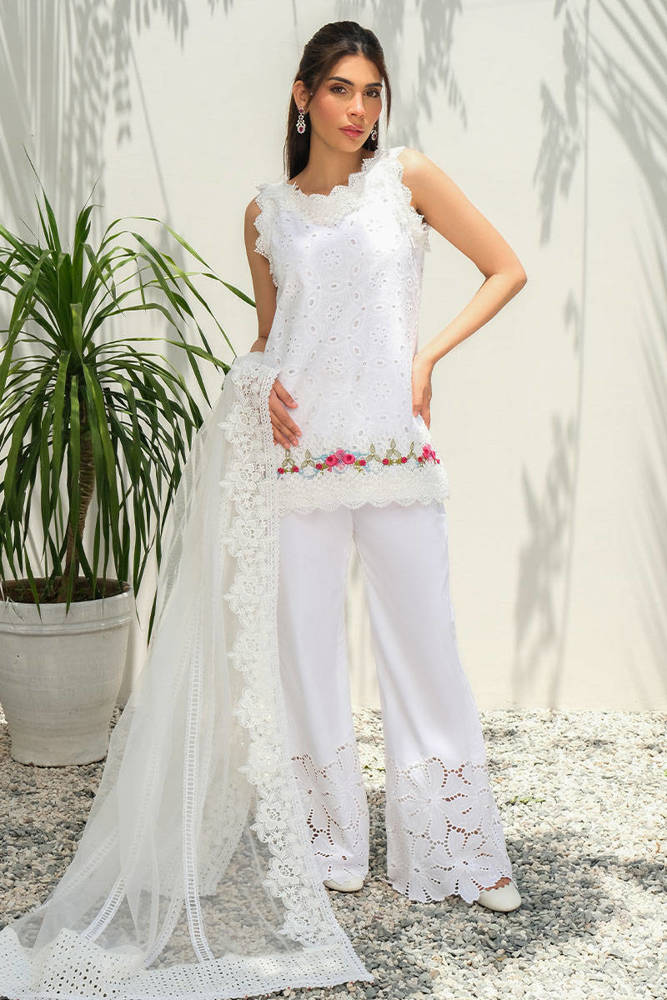 Picture of Mina Rose With Pants