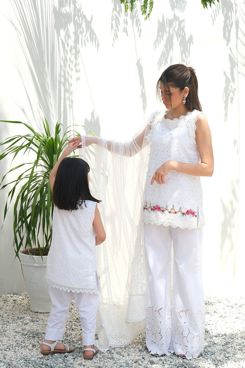 Picture of Mina Rose Kid