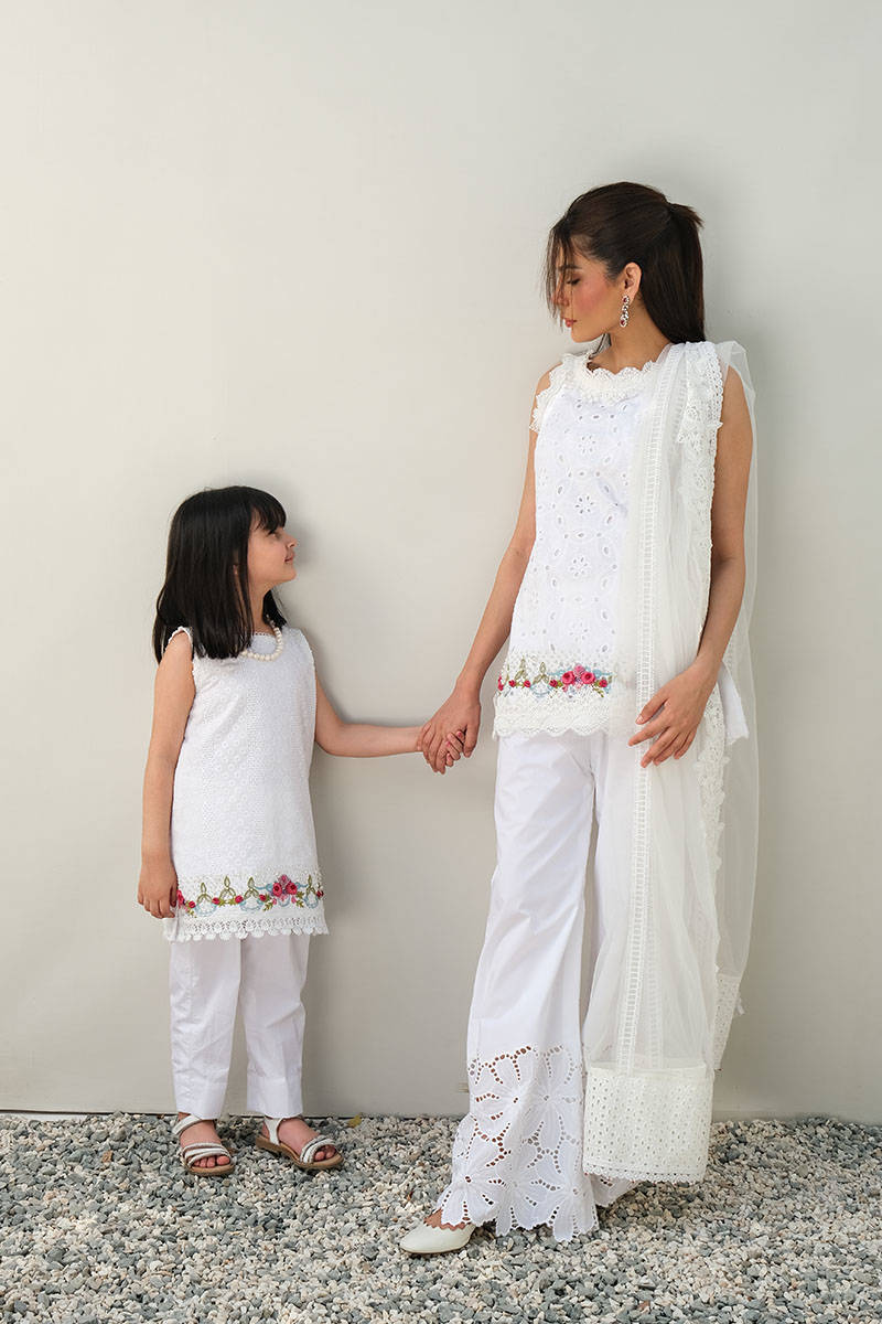 Picture of Mina Rose Kid