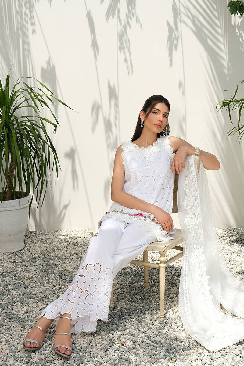 Picture of Mina Rose With Pants