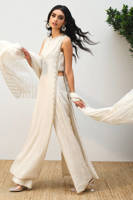 Picture of Nijah Gold with Pants