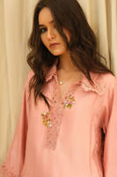 Picture of Tea Rose with pants