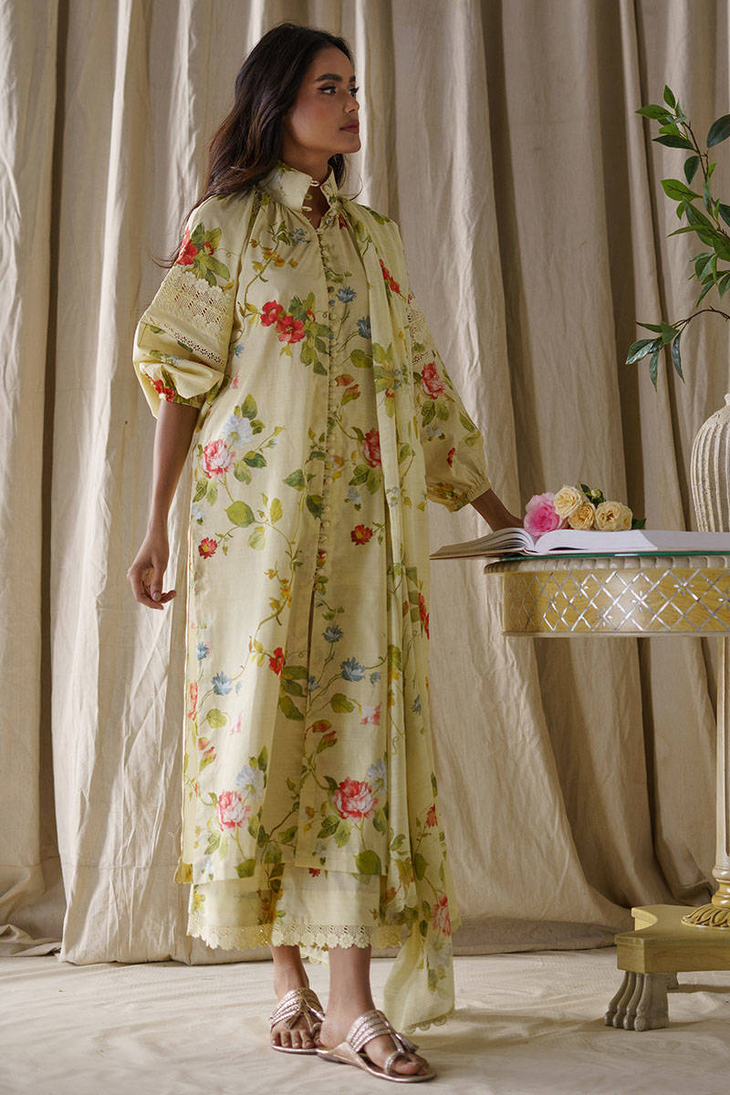 Picture of Reglan Rose Shirt with Pants and Dupatta