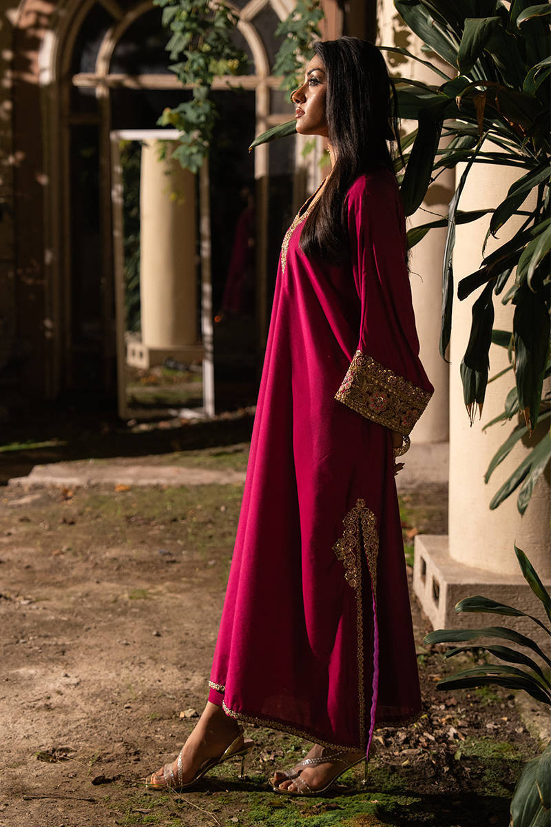 Picture of Karmazi With Pants