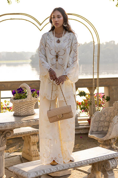 Picture of Sunlit Lace Set