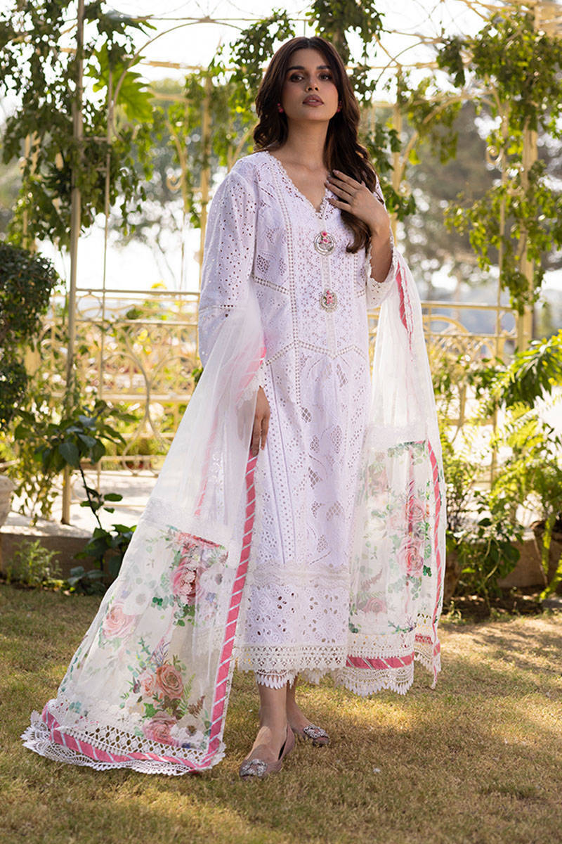 Picture of Rose Garden With Dupatta