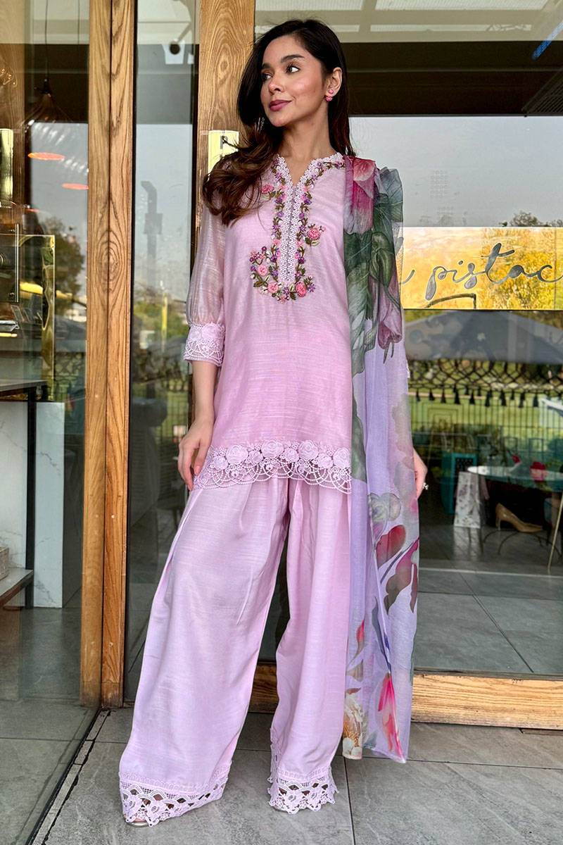 Picture of Lilac Bloom With Dupatta And Farshi Shalwar