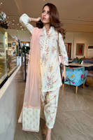 Picture of Sequenced Peach Petal Set