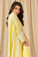 Picture of Ziya with pants