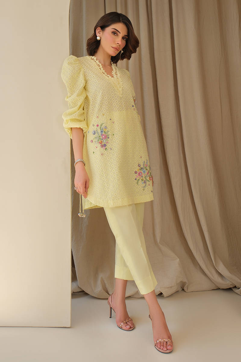 Picture of Lemon June with Pants