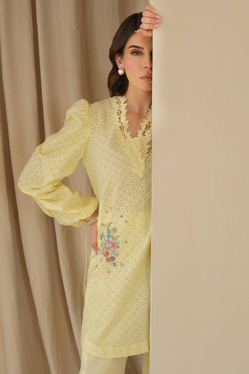 Picture of Lemon June with Pants