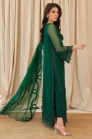 Picture of Zareen with pants