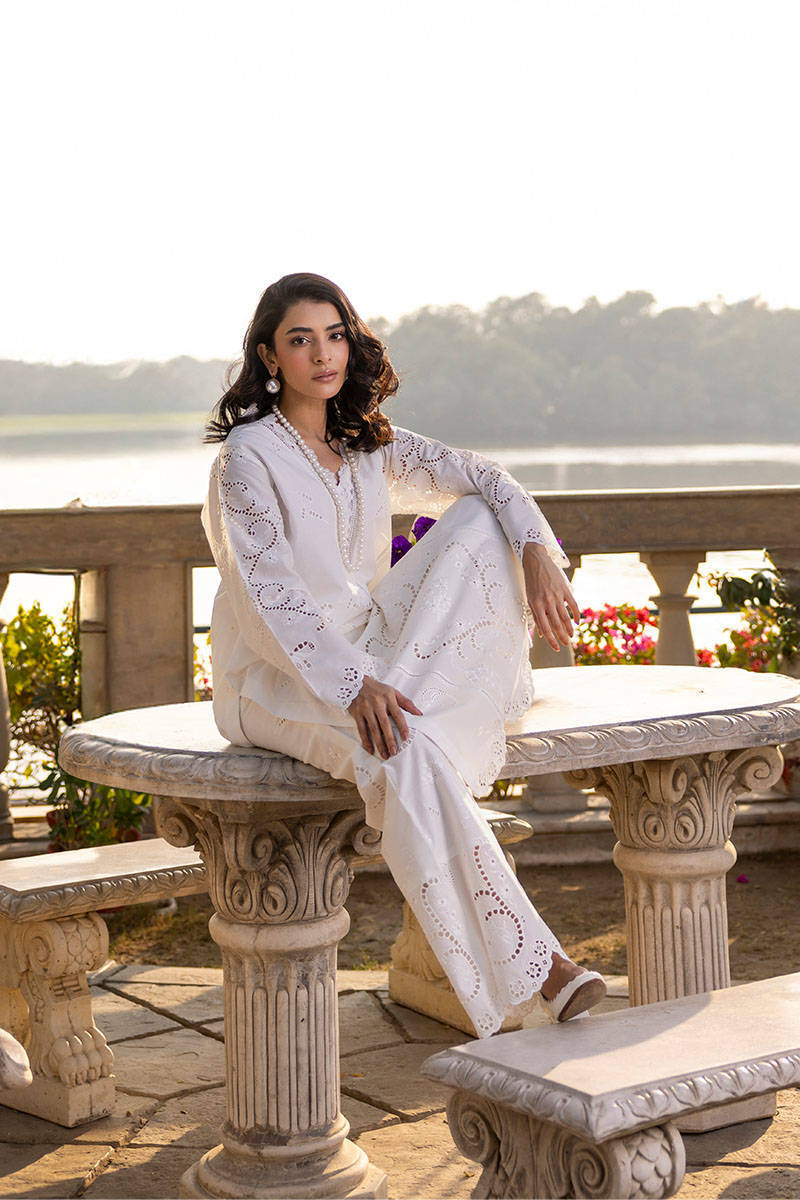 Picture of Ivory Pearl Set