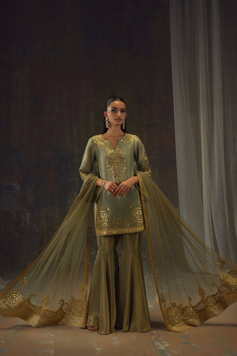 Picture of Gold Twlight Set