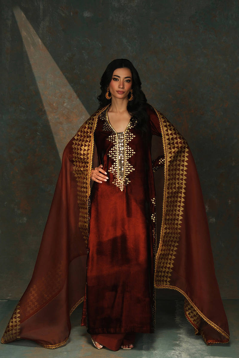 Picture of Ember Shirt And Pants