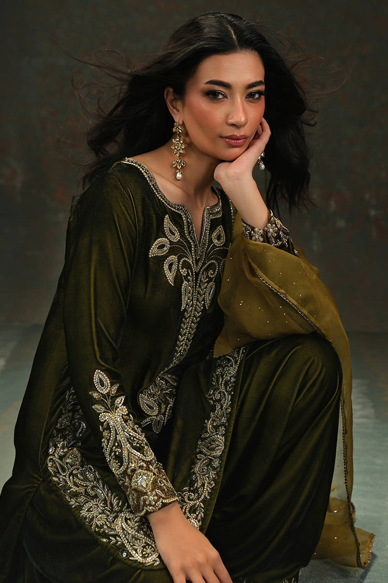 Picture of Zeenat Shirt, Pants And Dupatta