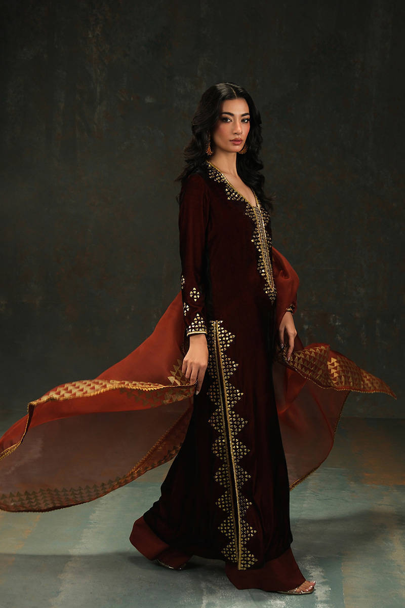 Picture of Ember Shirt And Pants