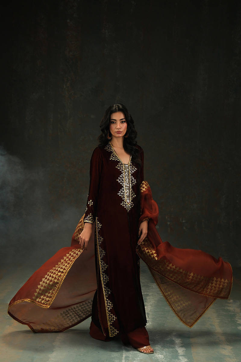 Picture of Ember Shirt And Pants