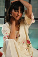 Picture of Cream Rose Set