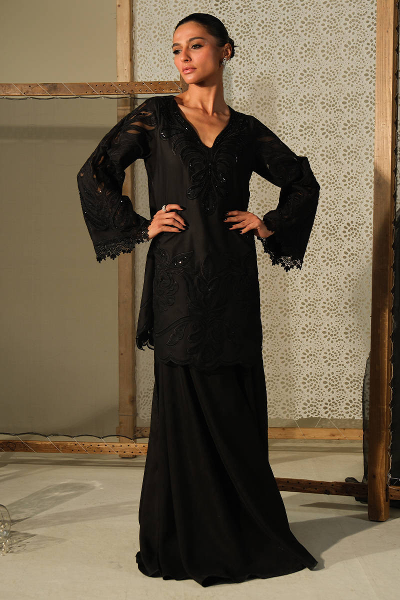 Picture of Black Crystal Rose Shirt