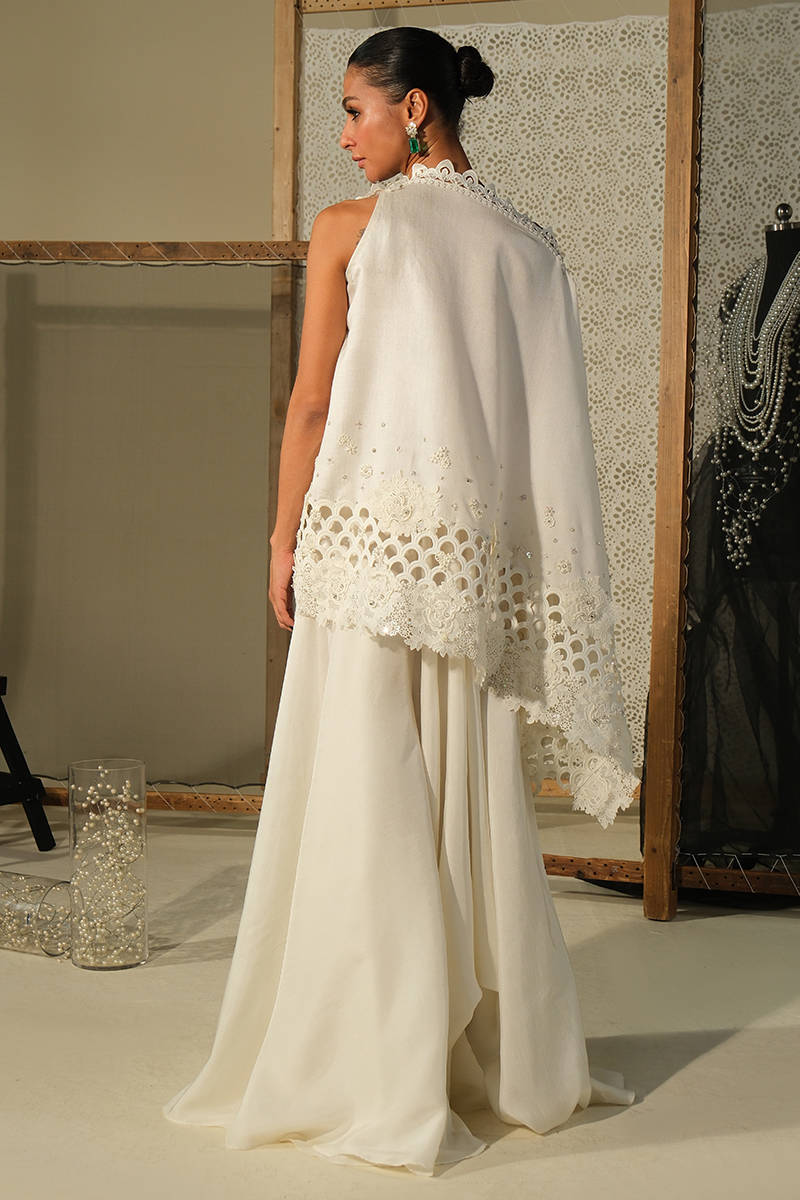 Picture of Ivory Cape Set