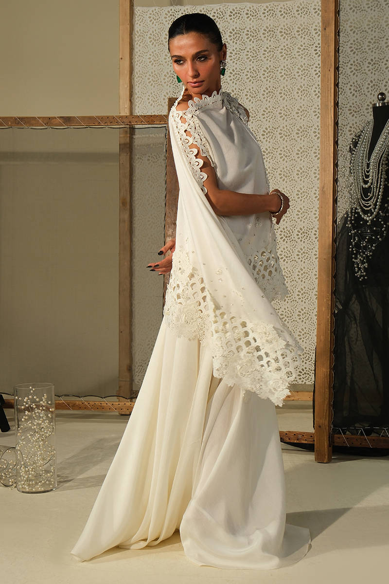 Picture of Ivory Cape Set