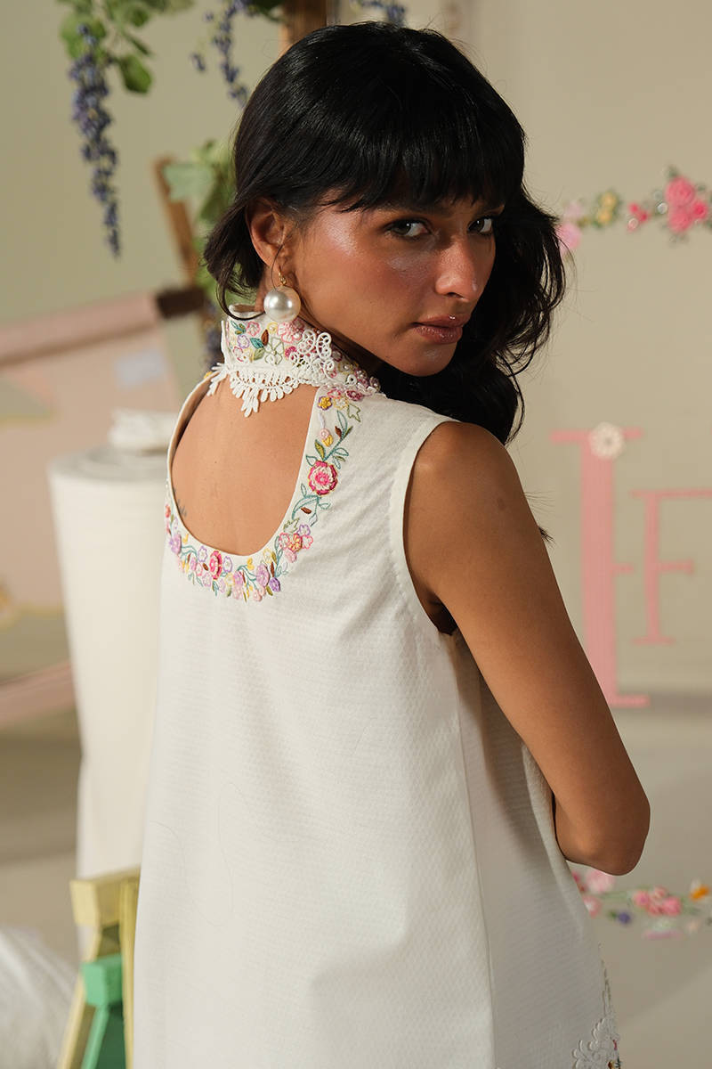 Picture of Gardenia Shirt and Pants