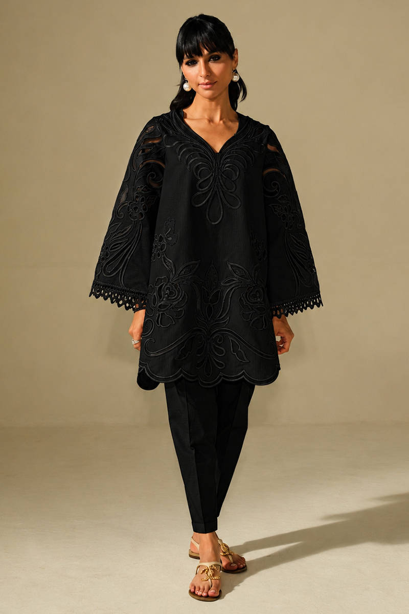 Picture of Ivory Rose In Black