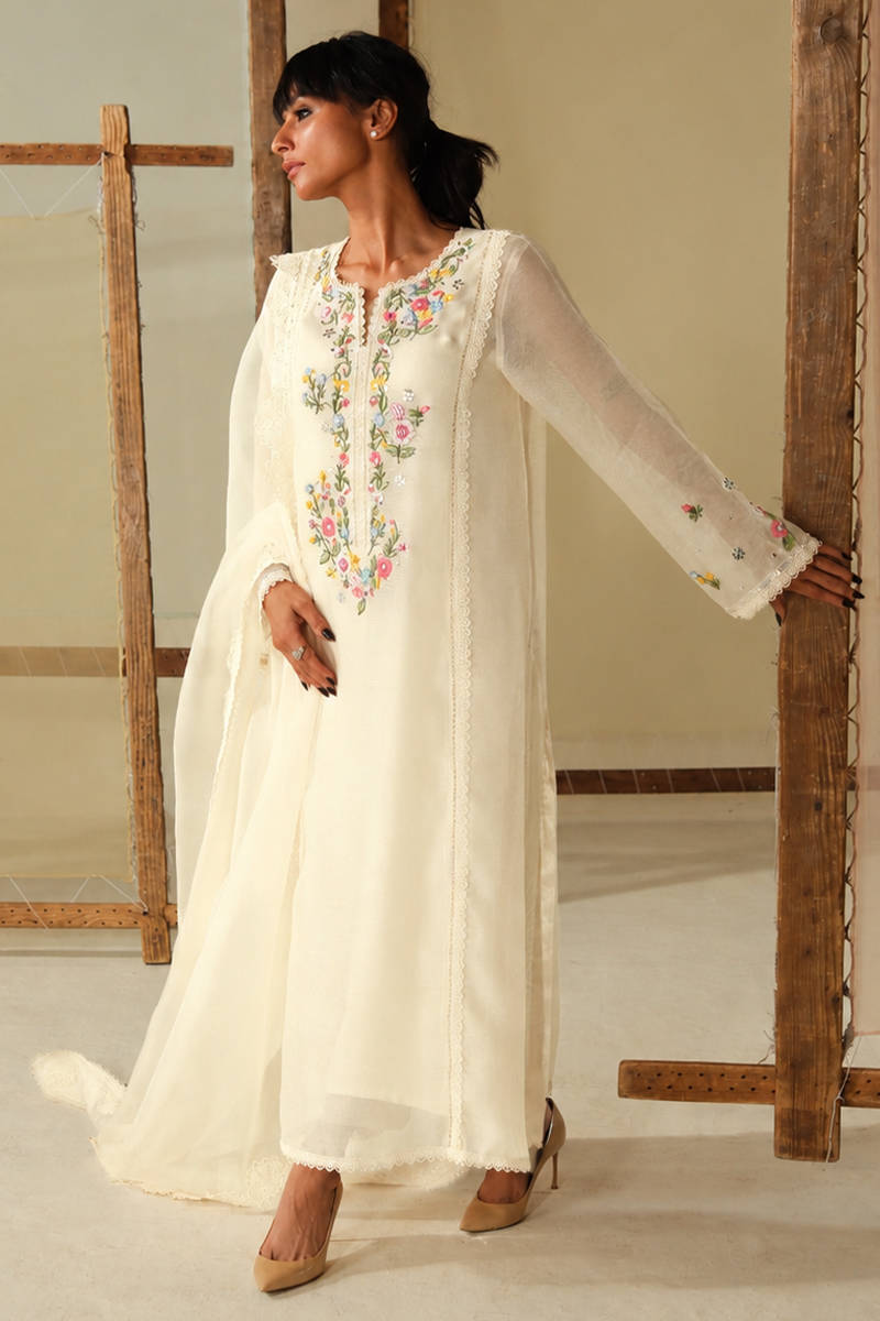 Picture of Peach Blossom In White