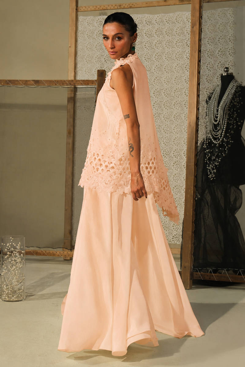Picture of Ivory Cape Set