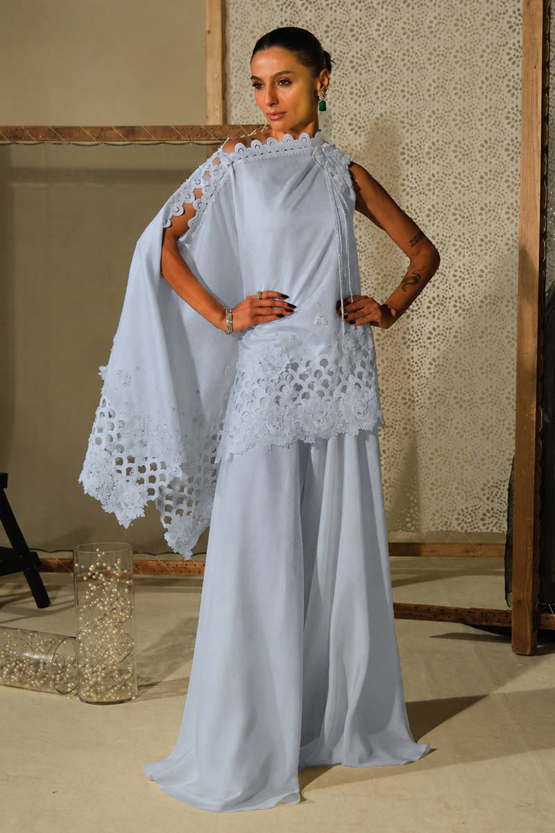 Picture of Ivory Cape Set