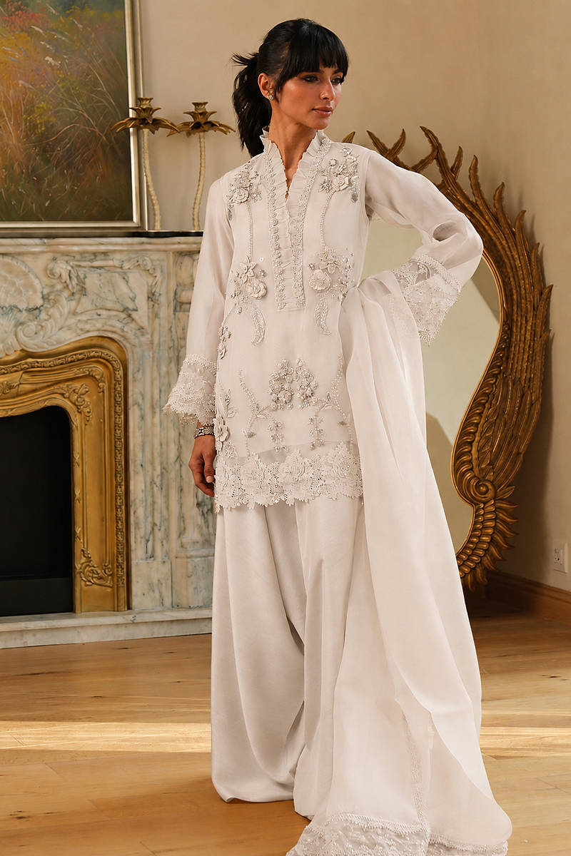 Picture of Gold Leaf Shirt and Pants