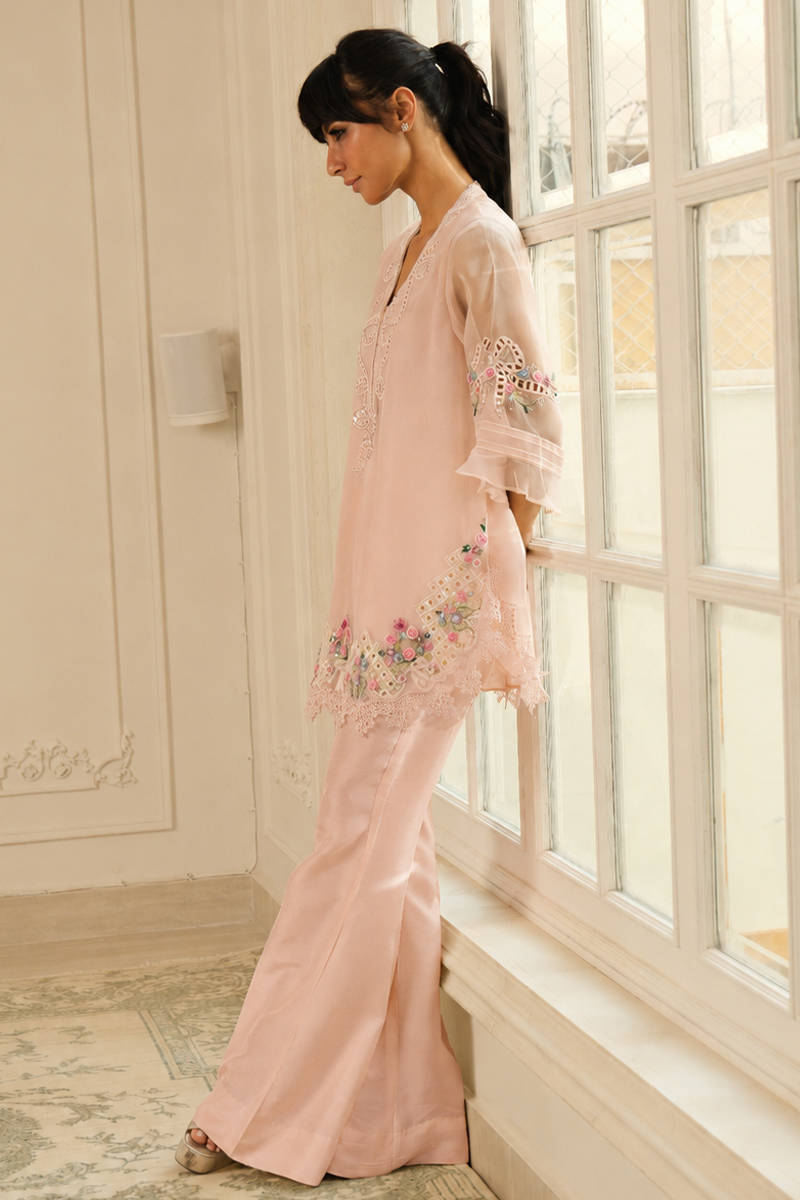 Picture of Elara Shirt and Pants
